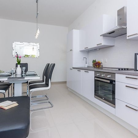 Apartments Marko Sukošan Εξωτερικό φωτογραφία