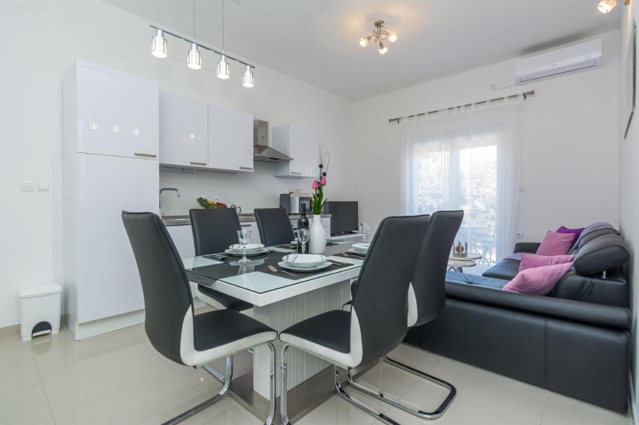 Apartments Marko Sukošan Εξωτερικό φωτογραφία