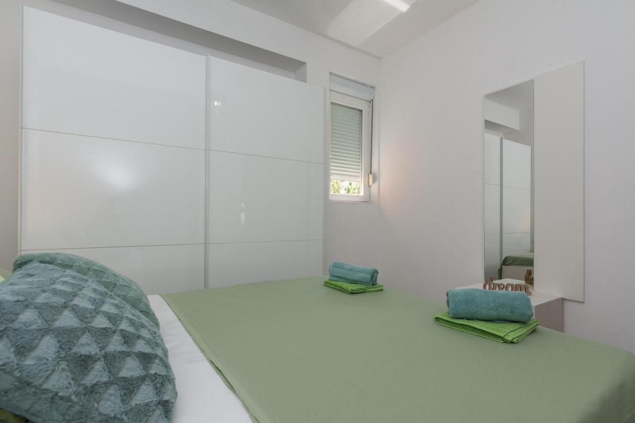Apartments Marko Sukošan Εξωτερικό φωτογραφία