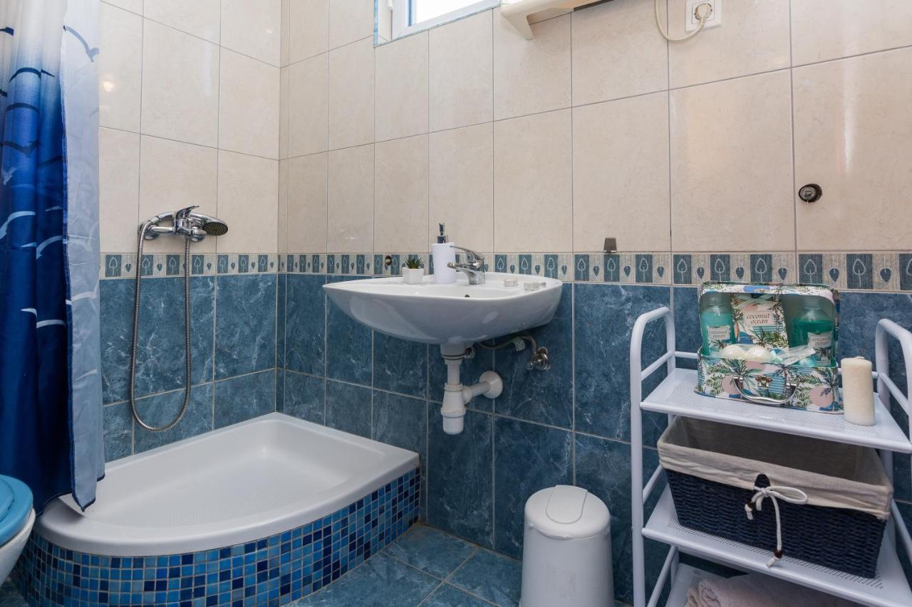 Apartments Marko Sukošan Εξωτερικό φωτογραφία