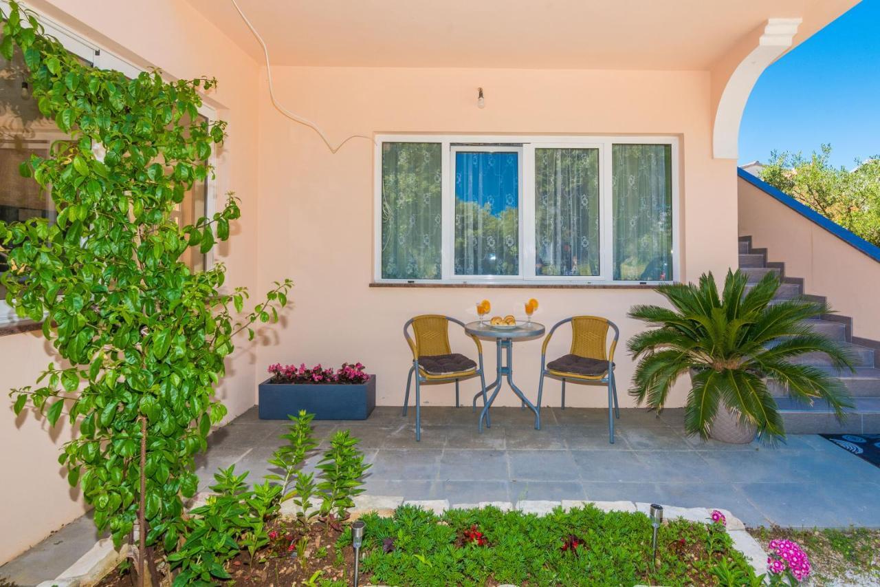 Apartments Marko Sukošan Εξωτερικό φωτογραφία